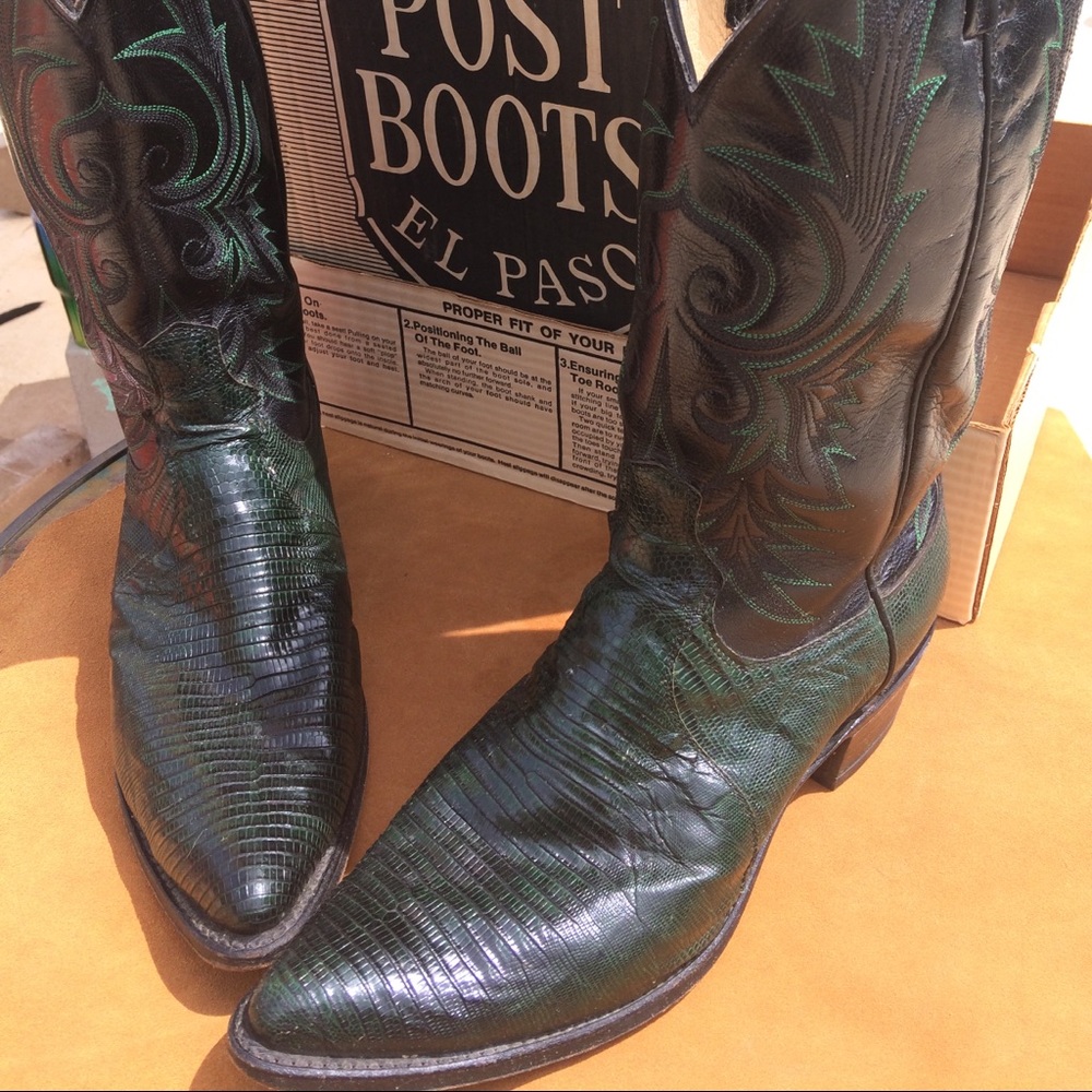 11D Green Lizard Boot